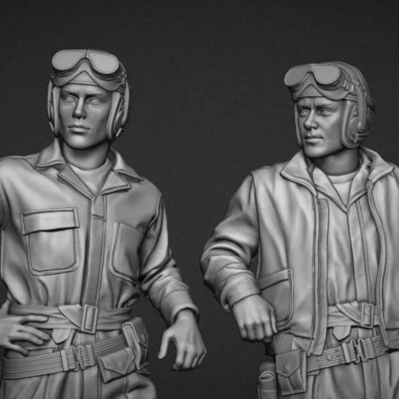 1/35 WWII US Tankers, 2 Figures, Resin Model Figure Kit, Unassembled and Unpainted
