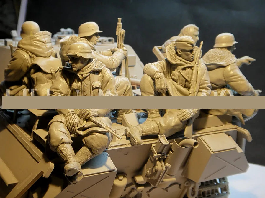 1/16 Modern Tactical Assault Squad, 6 Figures, Resin Model Figure Kit, Unassembled and Unpainted