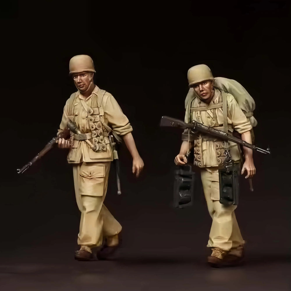 1/35 WWII British Tropical Infantry with Pith Helmets, 12 Figures, Resin Model Figure Kit, Unassembled and Unpainted