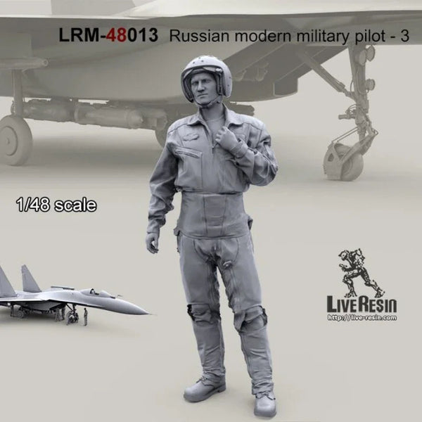 1/48 Modern Russian Military Pilot with Aviator Helmet, Resin Model Figure Kit, Unassembled and Unpainted