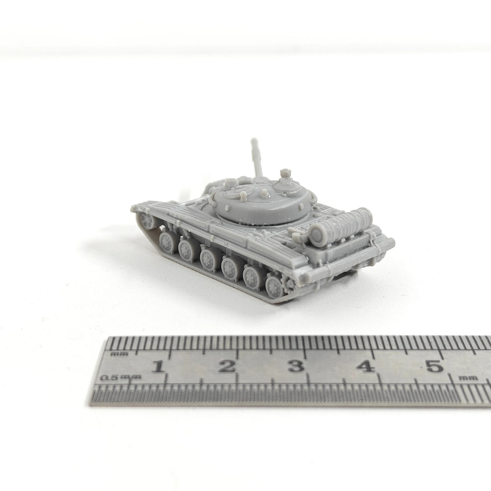 1/144 Cold War Soviet T-64 Main Battle Tank, Resin Model Vehicle Kit, Unassembled and Unpainted