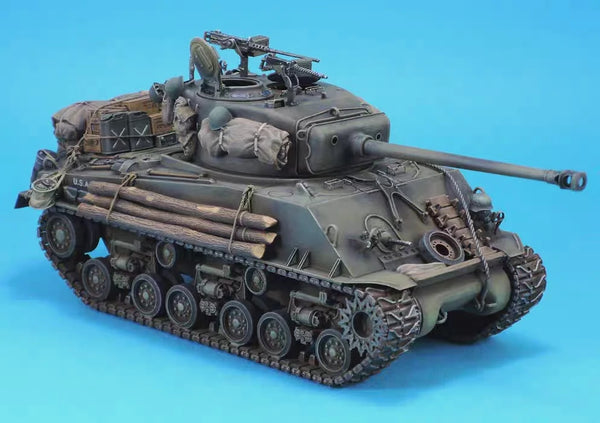 1/35 WWII American Sherman Tank, Resin Model Vehicle Kit, Unassembled and Unpainted