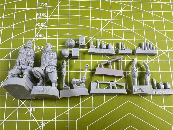 1/35 Modern US Marines Tactical Assault Team, 2 Figures, Resin Model Figure Kit, Unassembled and Unpainted