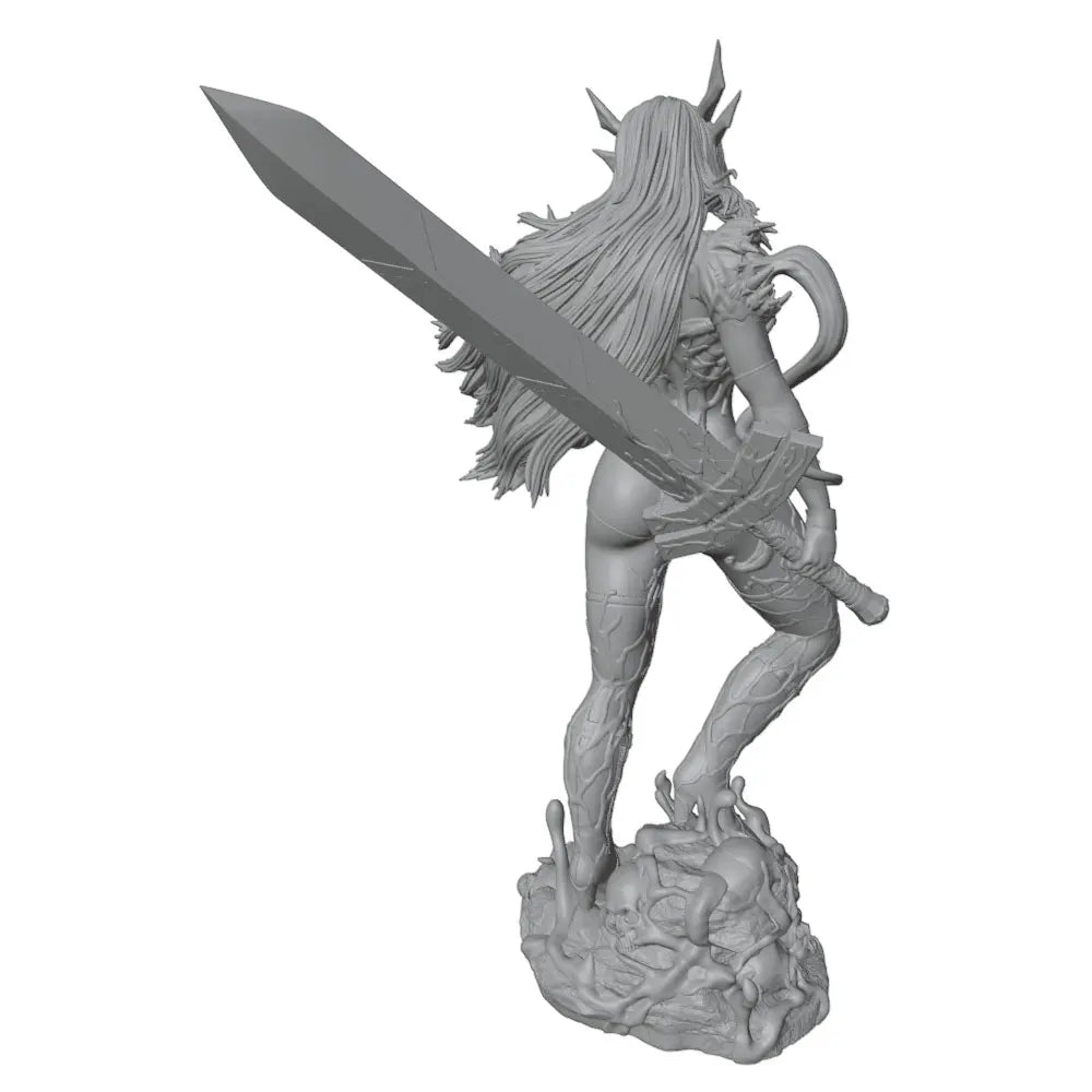 1/24 Horned Demon Warrior with Greatsword, Resin Model Figure Kit, Fantasy Theme, Unassembled and Unpainted