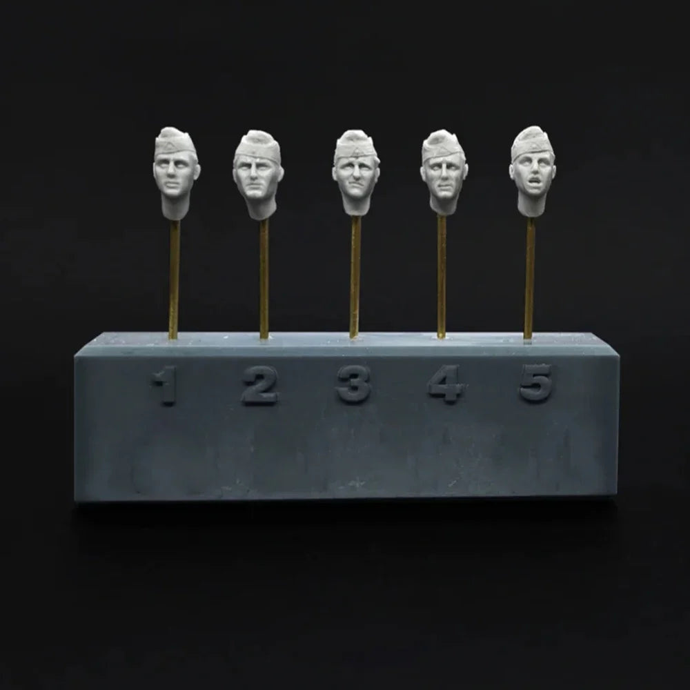 1/35 WWII German Soldier Head Busts, 5 Figures, Resin Model Figure Kit, Unassembled and Unpainted