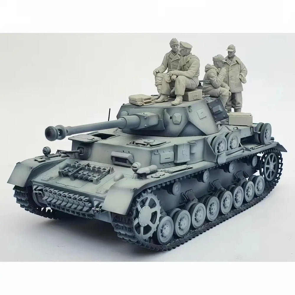 1/35 WWII German Panzer Crew Multi-Pose, 4 Figures, Resin Model Figure Kit, Unassembled and Unpainted