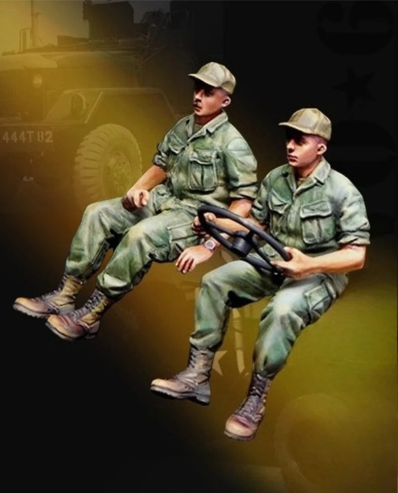 1/35 Modern US Military Truck Crew, 2 Figures, Resin Model Figure Kit, Unassembled and Unpainted
