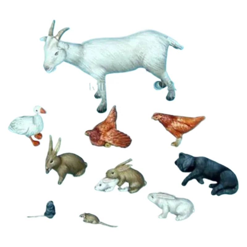 1/35 Mixed Animals, 14 Figures, Resin Model Creature Kit, Wildlife Theme, Unassembled and Unpainted