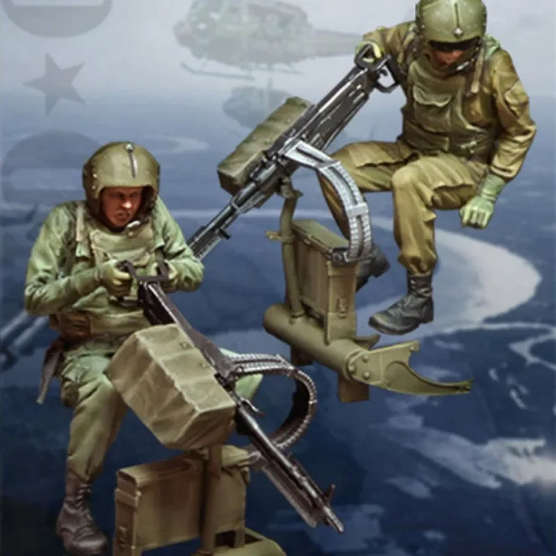 1/35 WWII US Helicopter Door Gunners, 2 Figures, Resin Model Figure Kit, Unassembled and Unpainted