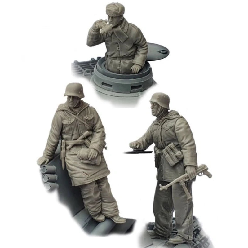 1/35 WWII Soviet Tank Crew and Infantry, 3 Figures, Resin Model Figure Kit, Unassembled and Unpainted