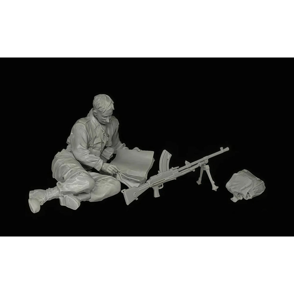 1/35 WWII British Bren Gunner Normandy, Resin Model Figure Kit, Unassembled and Unpainted