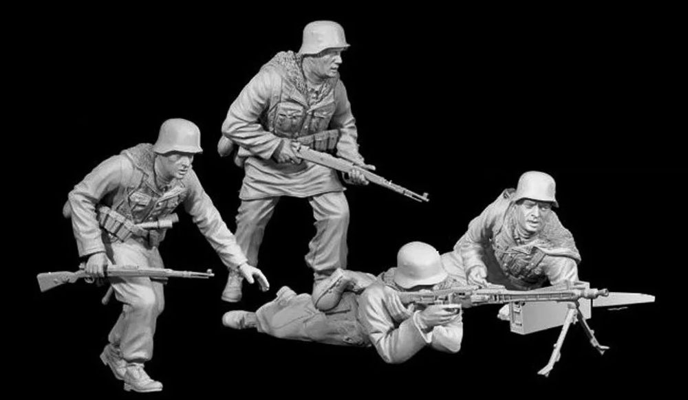1/35 WWI Soldiers in Combat, 4 Figures, Resin Model Figure Kit, Unassembled and Unpainted