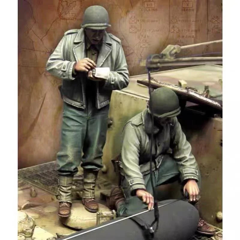 1/35 WWII German Set, 4 Figures, Resin Model Figure Kit, Unassembled and Unpainted