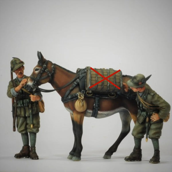 1/35 WWII Italian Soldiers with Pack Mule, 3 Figures, Resin Model Figure Kit, Unassembled and Unpainted