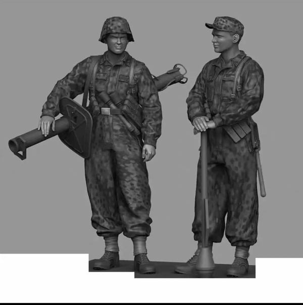 1/35 WWII German Infantry Throwing Grenade, 2 Figures, Resin Model Figure Kit, Unassembled and Unpainted