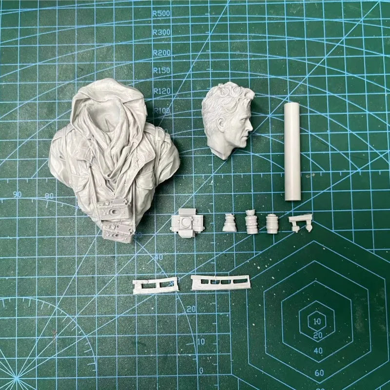 1/10 Vietnam War US Photojournalist, Resin Model Figure Kit, Unassembled and Unpainted