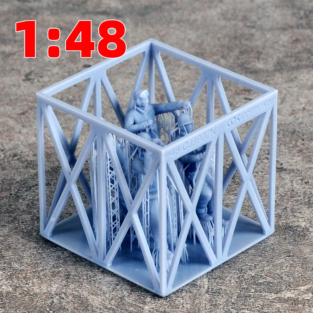 1/35 WWII Sci-Fi Industrial Structure, 5 Figures, Resin Model Figure Kit, Unassembled and Unpainted