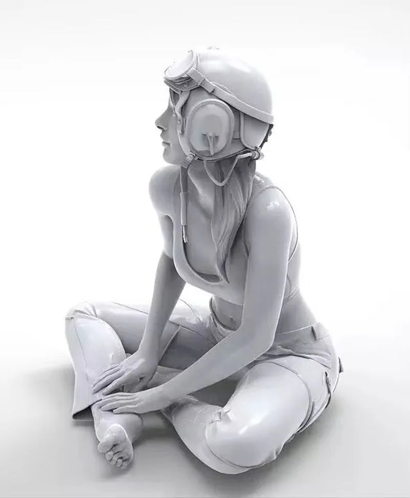 1/24 Sitting Girl Character, Resin Model Figure Kit, Anime Theme, Unassembled and Unpainted