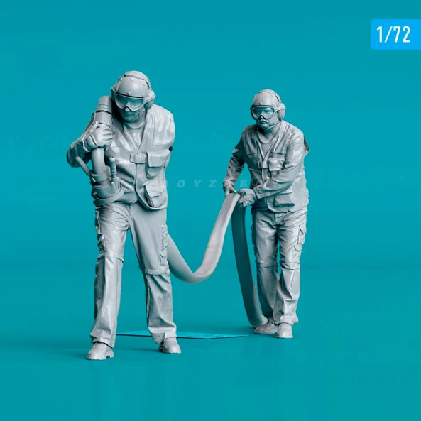 1/72 Cold War Soldiers, 2 Figures, Resin Model Figure Kit, Unassembled and Unpainted