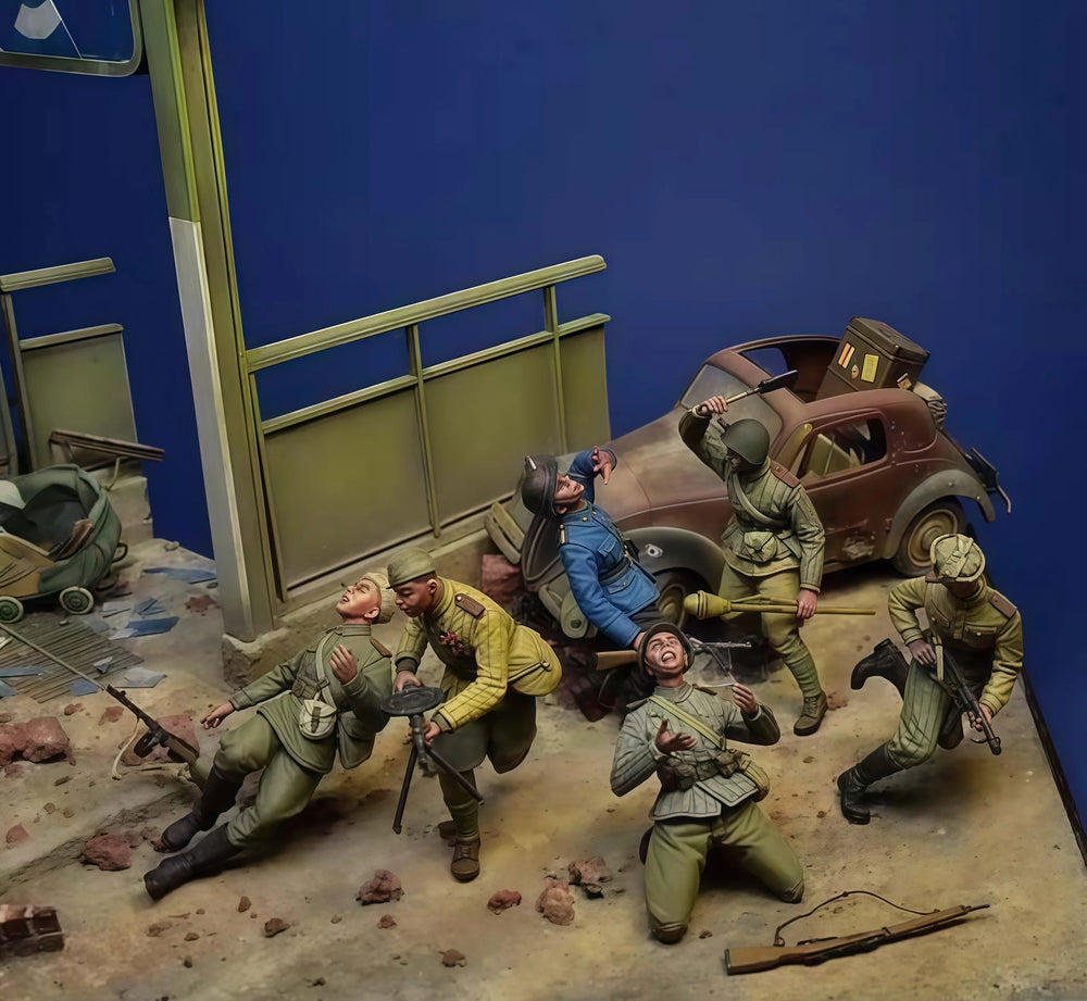 1/35 WWII German Infantry Charging with Bayonets, 6 Figures, Resin Model Figure Kit, Unassembled and Unpainted