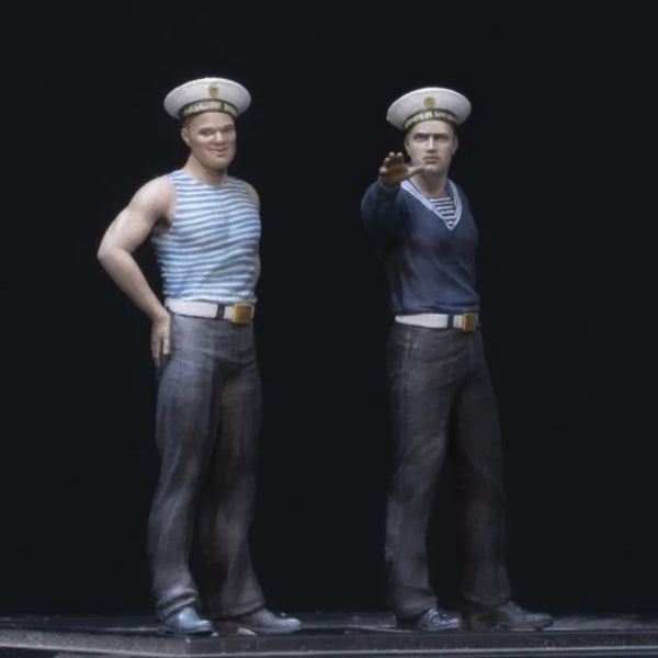 1/35 WWII Soviet Navy Sailors, 2 Figures, Resin Model Figure Kit, Unassembled and Unpainted