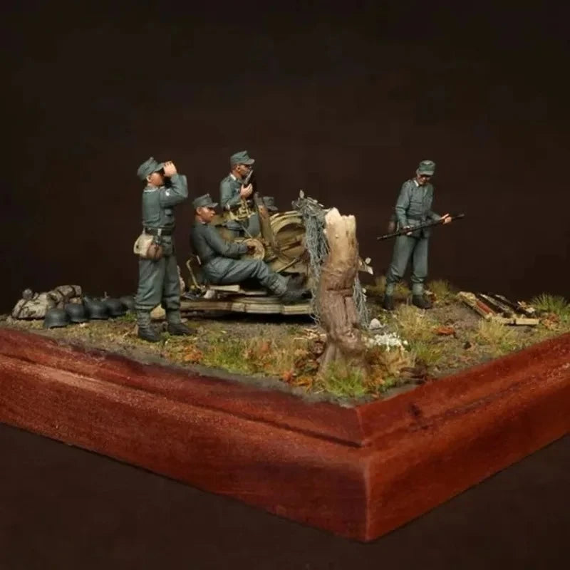 1/35 WWII German Artillery Crew, 12 Figures, Resin Model Diorama Kit, Unassembled and Unpainted