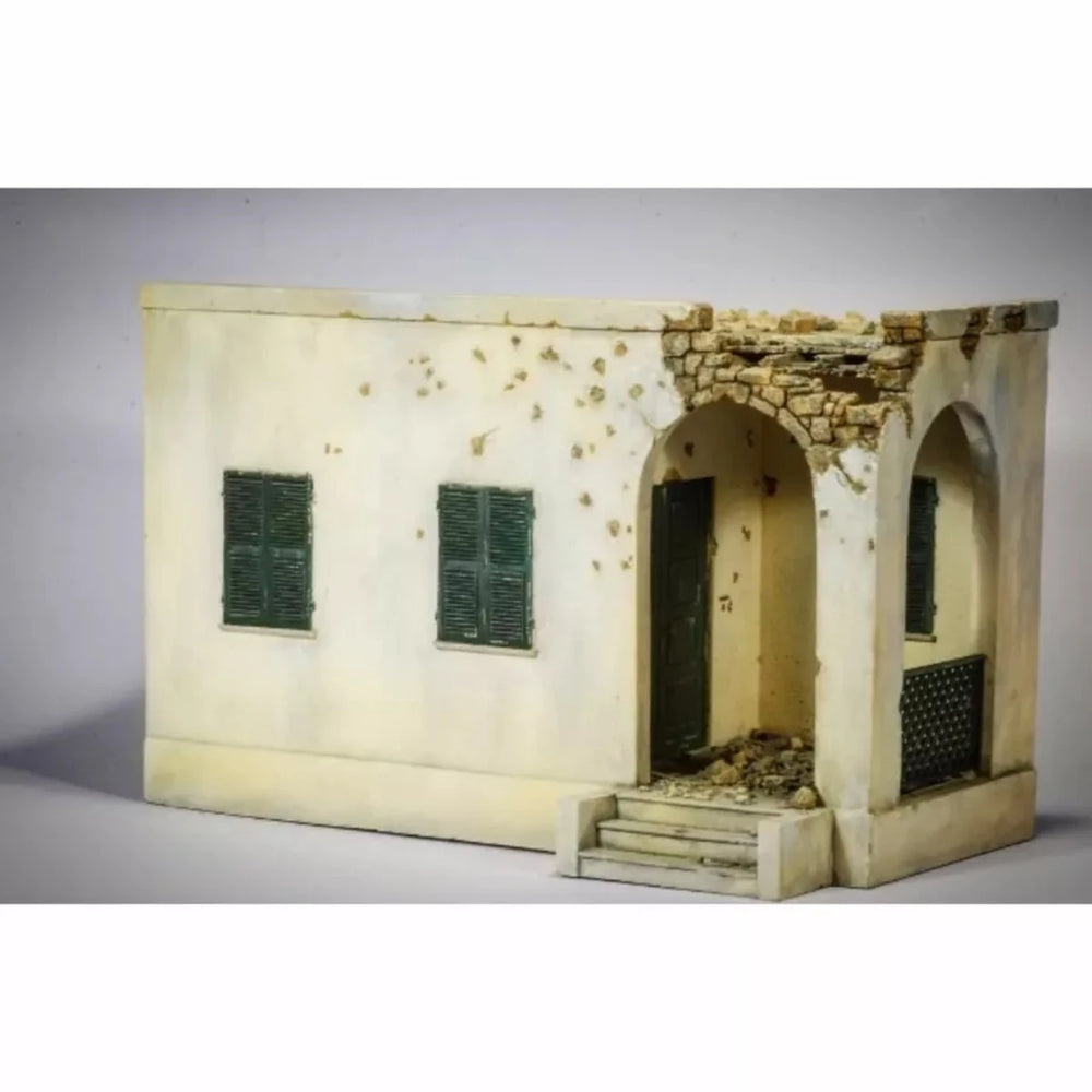1/35 WWII Italian Colonial House, Resin Model Terrain Kit, Unpainted