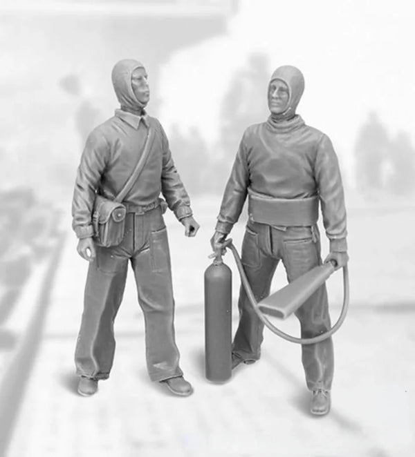 1/32 Modern Soviet Infantry with Ammunition Bearer, 2 Figures, Resin Model Figure Kit, Unassembled and Unpainted