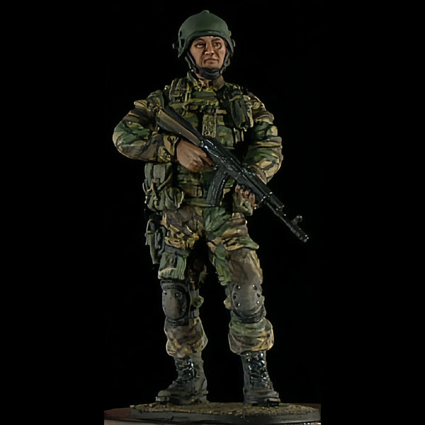 1/35 Modern Tactical Operator in Digital Camo Alert Stance, Resin Model Figure Kit, Unassembled and Unpainted