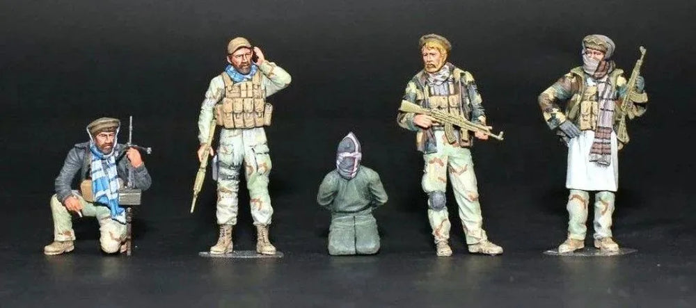 1/35 Modern Military Soldiers, 5 Figures, Resin Model Figure Kit, Unassembled and Unpainted