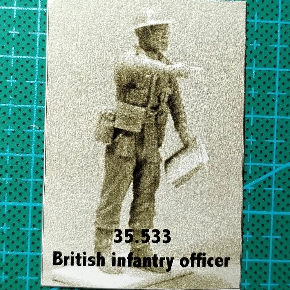 1/35 WWI British Infantry Officer, Resin Model Figure Kit, Unassembled and Unpainted