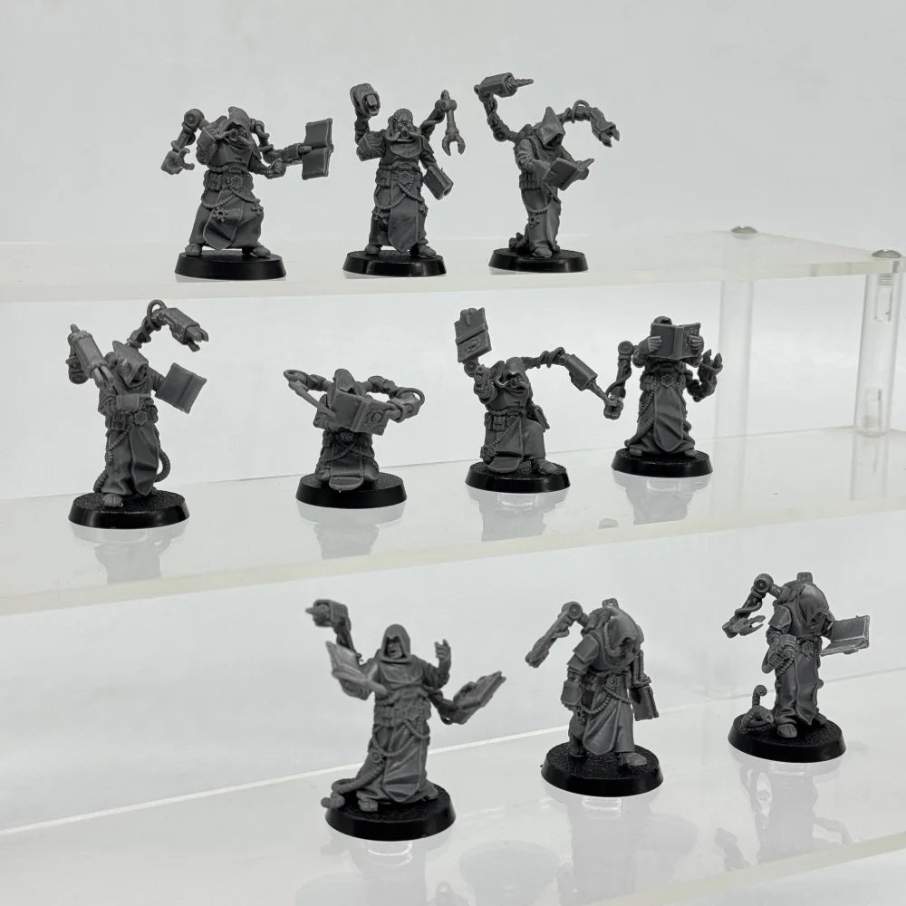 Scavenger Monks, 10 Figures, Resin Model Figure Kit, Fantasy Theme, Unassembled and Unpainted