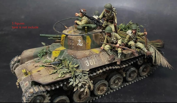 1/35 WWII Soviet T-34 Tank with Crew, 5 Figures, Resin Model Diorama Kit, Unassembled and Unpainted