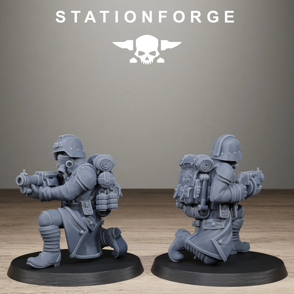 28mm WWI Trench Raiders, 17 Figures, Resin Model Figure Kit, Unassembled and Unpainted