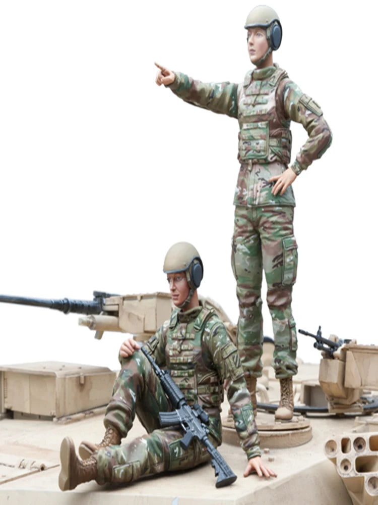 1/16 Modern U.S. Army Female Soldiers, 2 Figures, Resin Model Figure Kit, Unassembled and Unpainted