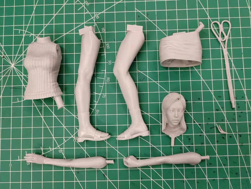 1/8 Female in Casual Wear, Resin Model Figure Kit, Anime Theme, Unassembled and Unpainted