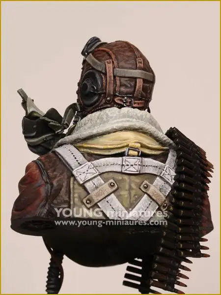 1/10 Aviator with Bandoliers and Goggles, Resin Model Bust Kit, Sci-Fi Theme, Unassembled and Unpainted