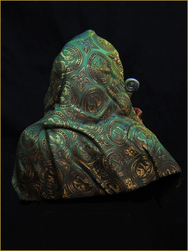 1/10 Celtic Woman Gazing Upward in Ornate Cloak, Resin Model Bust Kit, Fantasy Theme, Unassembled and Unpainted
