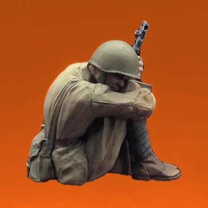 1/35 Modern Soldier Crouching with Rifle, Resin Model Figure Kit, Unassembled and Unpainted