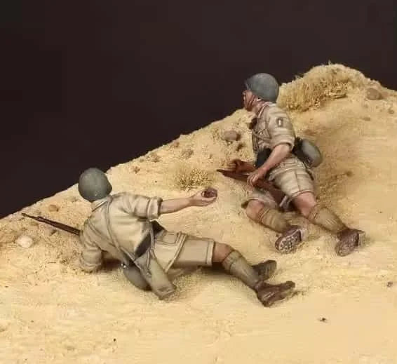 1/35 WWI British Infantry Desert Attack, 32 Figures, Resin Model Figure Kit, Unassembled and Unpainted