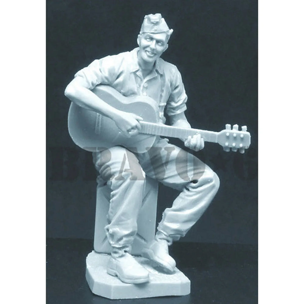 WWII US Army Soldier with Rifle and Launcher, Resin Model Figure Kit, Unassembled and Unpainted