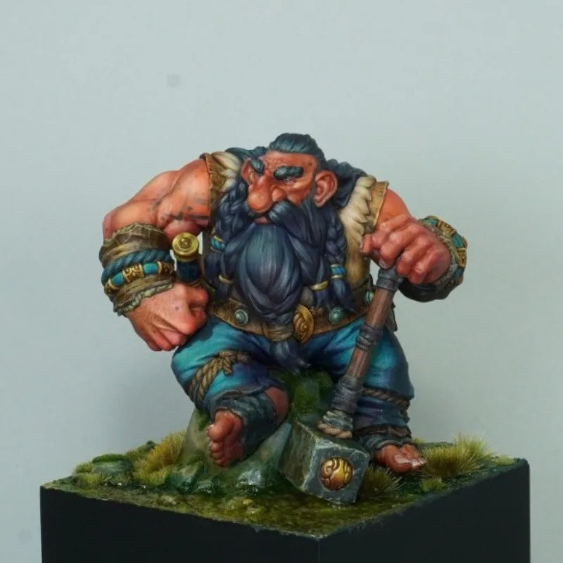 60mm Medieval Dwarf Champion with Two-Handed Maul, Resin Model Figure Kit, Unassembled and Unpainted