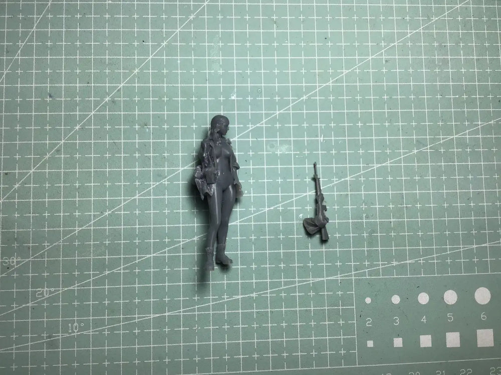 1/35 Modern Female Tactical Operator, Resin Model Figure Kit, Unassembled and Unpainted