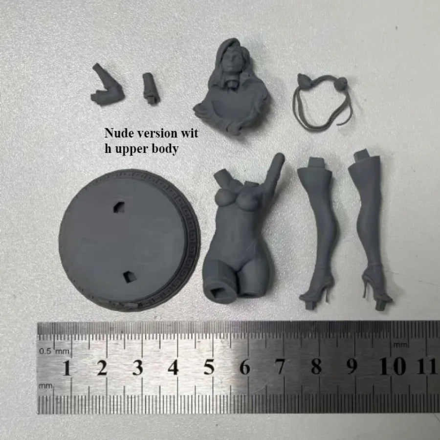 1/24 Cosplay, Resin Model Figure Kit, Unassembled and Unpainted