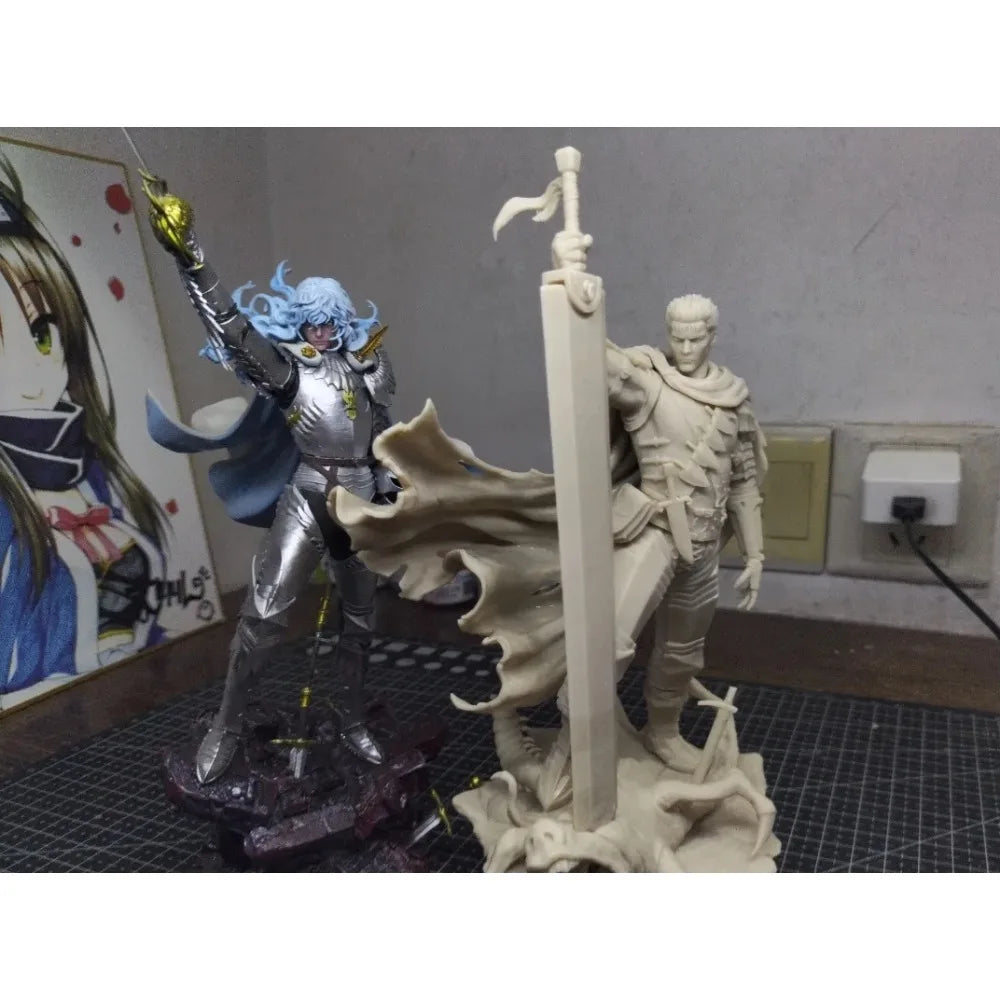 Armored Fantasy Warrior with Winged Cape, Resin Model Figure Kit, Fantasy Theme, Unassembled and Unpainted
