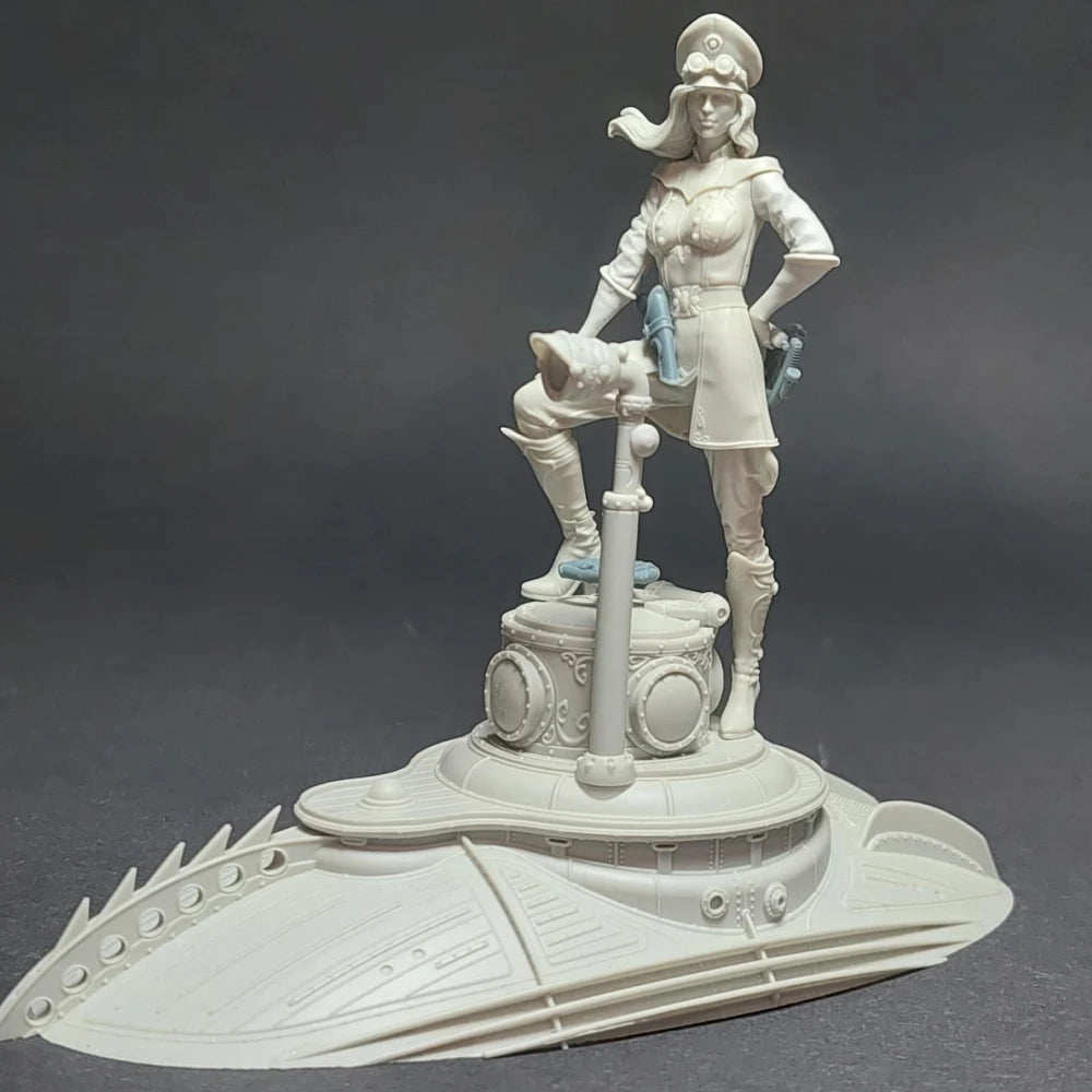 1/24 Submarine Captain, Resin Model Figure Kit, Fantasy Theme, Unassembled and Unpainted