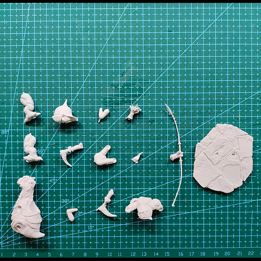 1/24 Warrior with Dual Weapons, Resin Model Figure Kit, Fantasy Theme, Unassembled and Unpainted