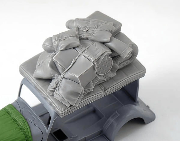 1/35 WWII Tank Debris, Resin Model Terrain Kit, Unpainted