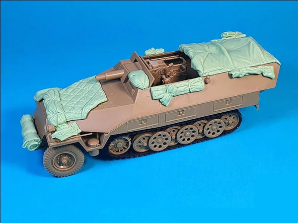 1/35 WWII Amphibious Transport Vehicle, Resin Model Vehicle Kit, Unassembled and Unpainted