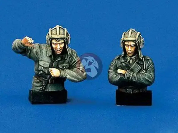 1/35 WWI German Pickelhaube, 2 Figures, Resin Model Bust Kit, Unassembled and Unpainted